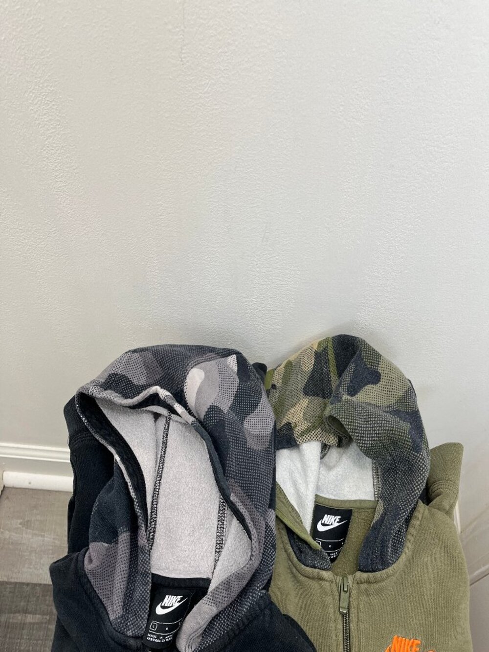 Lot of 2 Nike Boys Youth Hoodies Sweatshirts Full Zip L Large